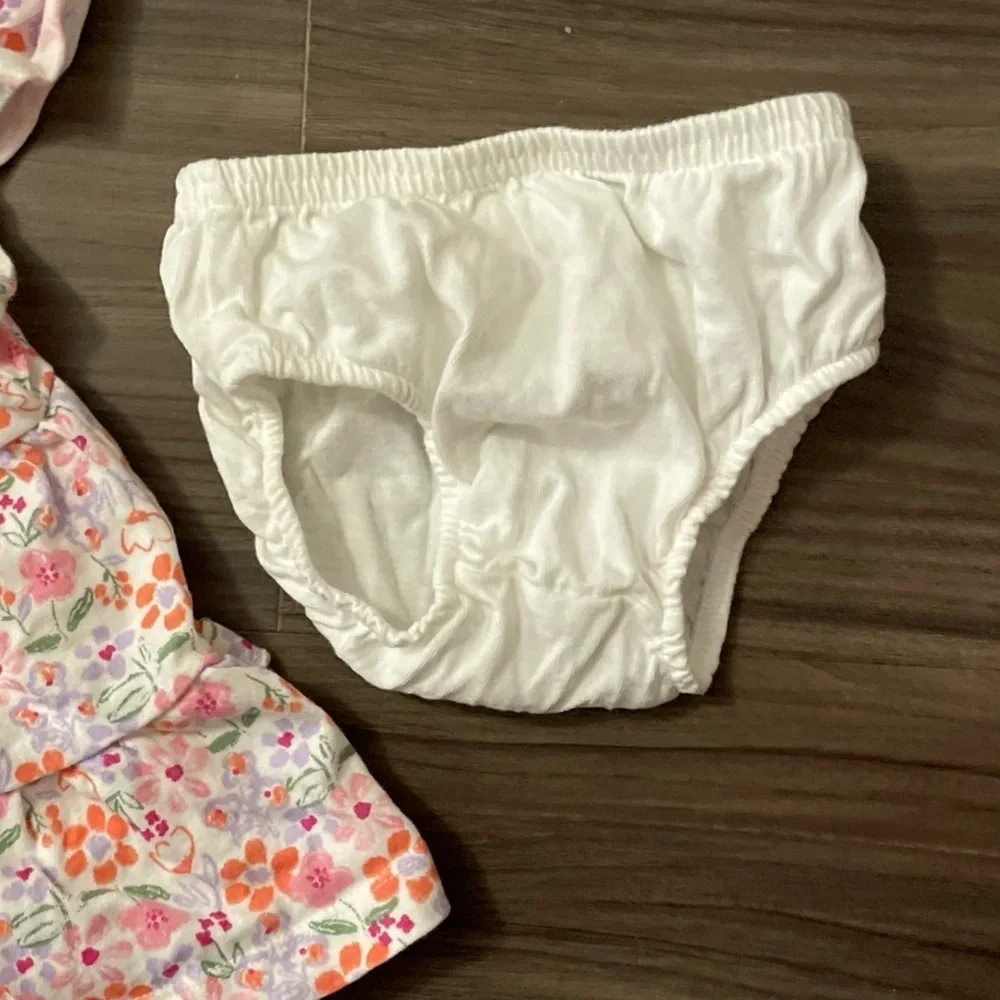 Carter's Baby Girl Floral Print Ruffle Dress with White bloomers size 3M